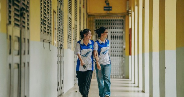 Sinh viên sư phạm "mòn mỏi" chờ hỗ trợ