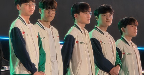 Điểm lại những khoảnh khắc “siêu đẹp trai” của T1 qua ống kính của Galaxy S25 Ultra