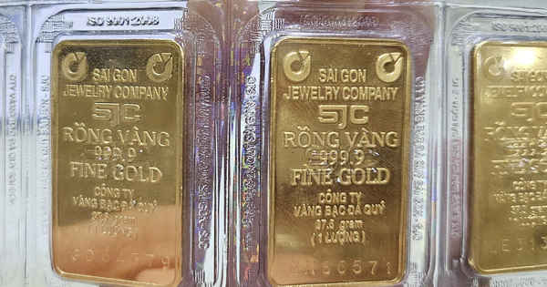 Chuyên gia khuyến cáo: "Tuyệt đối không vay tiền để mua vàng”