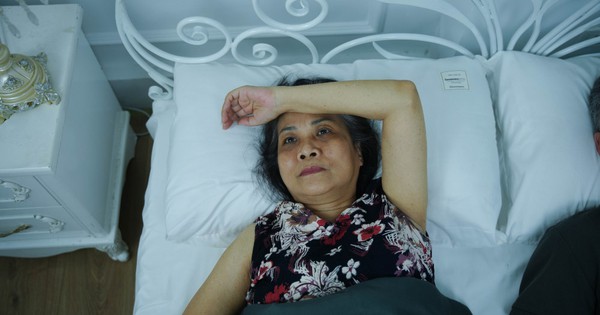 Sáng nào cũng tỉnh giấc đúng giờ này có thể tim gan phổi đang 'cầu cứu'