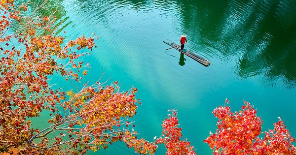 Ngỡ ngàng 'tấm gương xanh' giữa núi non Cao Bằng