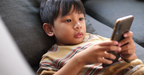 "Thâm nhập" não bộ 1 cậu con trai mới biết: BÍ MẬT đằng sau sự "hay quên - bốc đồng - làm mẹ mệt" là đây!