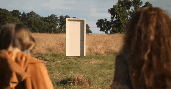 Làn sóng tẩy chay bom tấn 10.000 tỷ dâng cao dữ dội: Sạn nhặt mãi không hết, nữ chính vất vưởng như quần chúng