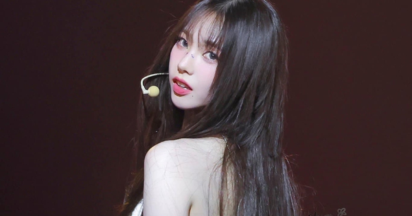 Karina đẹp điên đảo đang làm cõi mạng dậy sóng: 