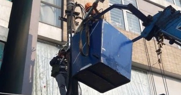 Một quận ở Hà Nội chi 40,5 tỷ đồng lắp camera phạt người dân vứt rác bừa bãi