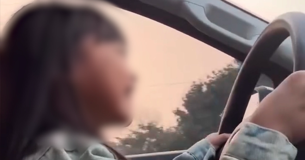 Xử phạt người đàn ông để con gái 6 tuổi lái ô tô