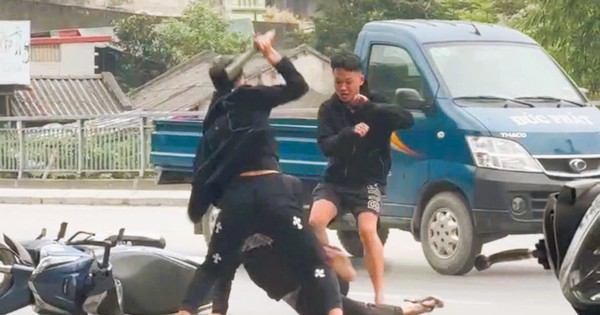 Vụ thanh niên bị chém xối xả trên phố: Hé lộ danh tính nghi phạm và nguyên nhân