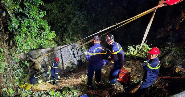Điều tra nguyên nhân vụ xe khách rơi đèo Bảo Lộc