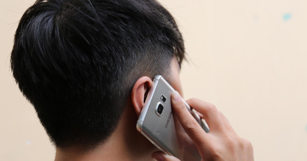 Thấy khoản vay thế chấp 1,2 tỷ đồng mãi không được giải ngân, người đàn ông ở An Giang vội báo cảnh sát: Chiêu thức chiếm đoạt tiền của nữ nhân viên ngân hàng bị vạch trần