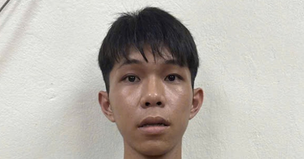 Thanh niên vờ làm khách, cướp giật 3 tiệm vàng ở Hà Nội