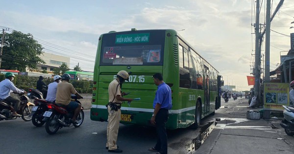 TP HCM: Phát hiện tài xế xe buýt số 24 vi phạm nồng độ cồn