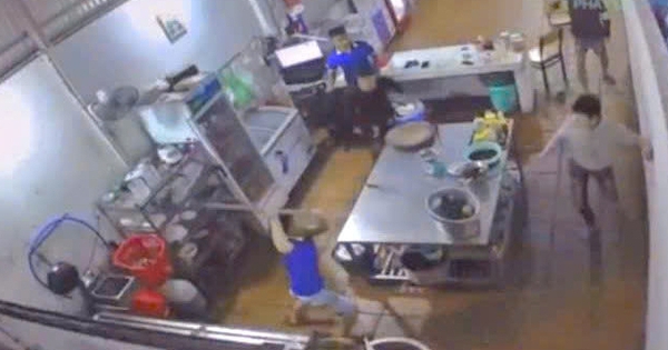 CLIP: Nam nhân viên quán thịt dê ở Long An bị đâm tử vong