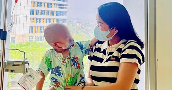 Nhìn lại hành trình gần 4 năm chống chọi ung thư máu của bé Bắp phía sau lùm xùm từ thiện 16 tỷ đồng