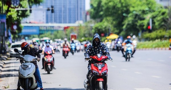 Nhận định mới về nắng nóng ở miền Bắc, miền Trung