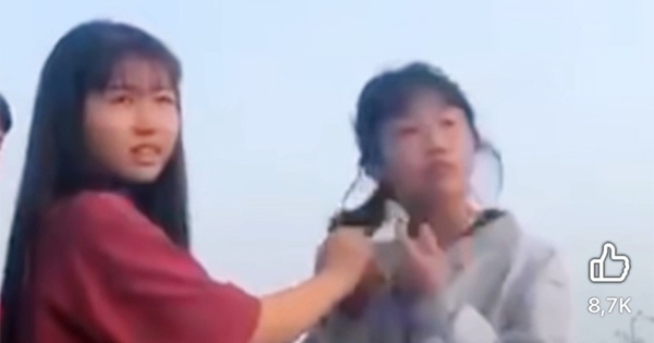 Nữ sinh lớp 8 bị đánh hội đồng, quay clip tung lên mạng