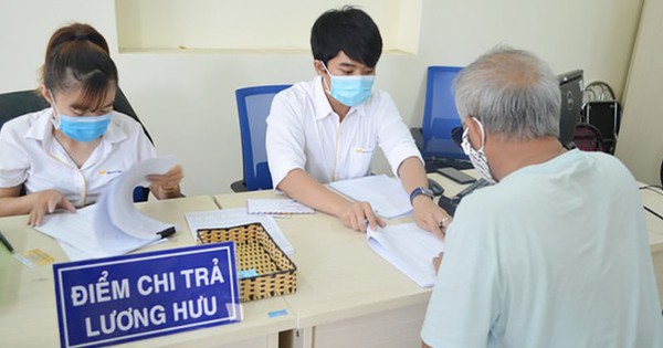 Thủ tướng chỉ đạo chi trả lương hưu tháng 5 sớm (từ ngày 25-28/4/2025)