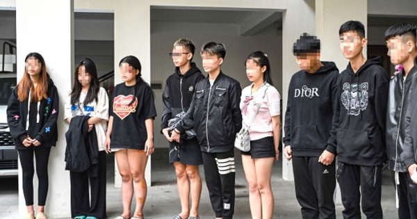 Xét xử nhóm "quái xế" đua xe, đâm tử vong cô gái dừng chờ đèn đỏ ở Hà Nội