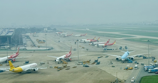 Cục Hàng không kiểm tra tình hình khai thác phục vụ mặt đất của hãng bay tại Tân Sơn Nhất