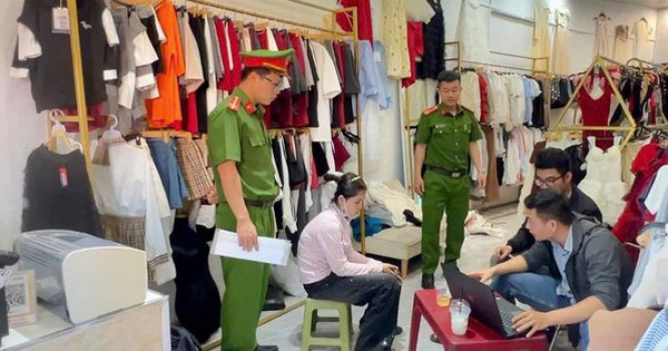 Đường dây bán dâm dưới vỏ bọc shop quần áo