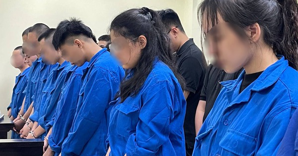 Gia đình nạn nhân nói gì về mức án phạt của 24 bị cáo trong nhóm "quái xế" đua xe, tông tử vong cô gái trẻ ở Hà Nội?