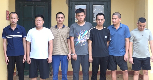 Phá đường dây cá độ bóng đá hơn 300 tỉ đồng, bắt 11 đối tượng ở Quảng Bình