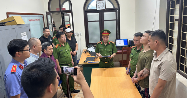 Ngáo đá, loạn thần, người đàn ông vô cớ hành hung hơn 10 người đi đường