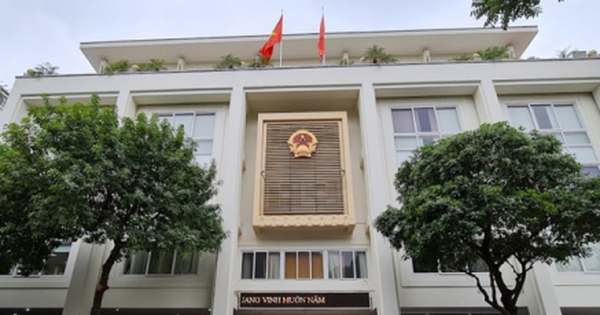 Chính phủ đề xuất chấm dứt nhiệm vụ, quyền hạn của Chủ tịch quận, huyện từ 1/7