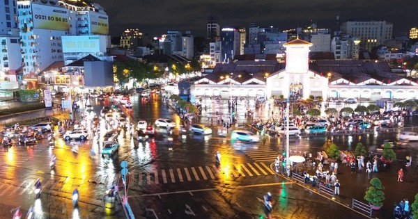 TP HCM tiếp tục bắn pháo hoa tối nay, cảnh sát giao thông lưu ý người dân