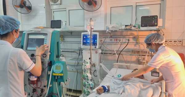 Uống thuốc mua trên mạng, người đàn ông nguy kịch