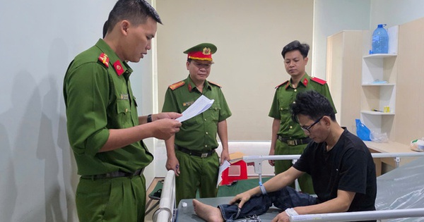 Sát hại vợ vì cuồng ghen sau khi nhận được thông báo ra tòa ly hôn