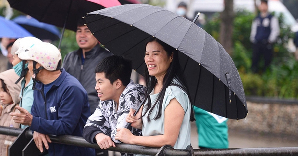 Dự báo thời tiết ngày Giỗ tổ Hùng Vương: Miền Bắc mưa dông, miền Nam nắng nóng