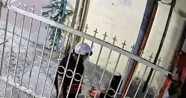 Sự thật đằng sau clip bé trai bị người thân đánh tới tấp vì bán không hết hàng