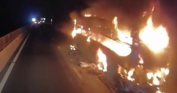 Xe khách giường nằm cháy rụi trên cao tốc Vĩnh Hảo – Phan Thiết