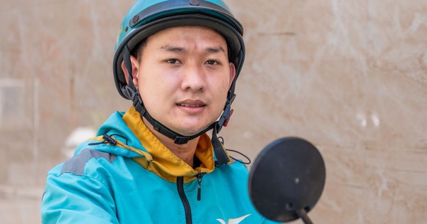 Tài xế Xanh SM Bike trúng ô tô VinFast VF 3: “Cứ làm việc có tâm, điều tuyệt vời sẽ tới”