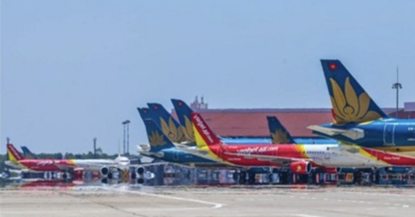 42,5% chuyến bay bị delay trong tháng 4