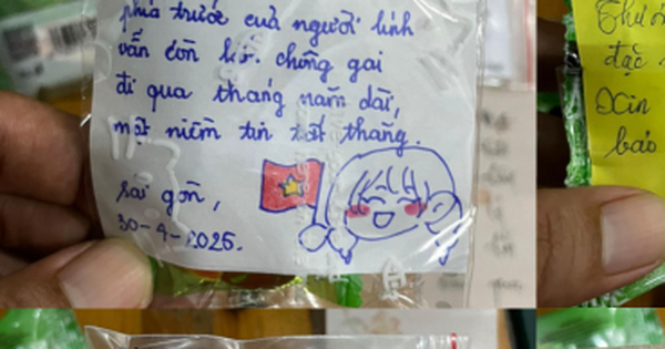 Chiến sĩ chia sẻ loạt thư tay từ người dân sau đại lễ 30/4: Đọc lên chỉ muốn ôm trọn cả đất nước vào lòng