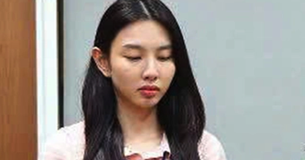 Hoa hậu Thùy Tiên bị tước danh hiệu Gương mặt trẻ Việt Nam tiêu biểu