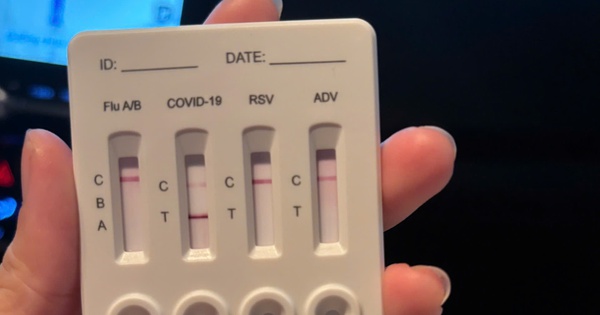 Nữ nhân viên ngân hàng mang thai 16 tuần mắc COVID-19: Triệu chứng nhẹ nhưng không nên chủ quan!