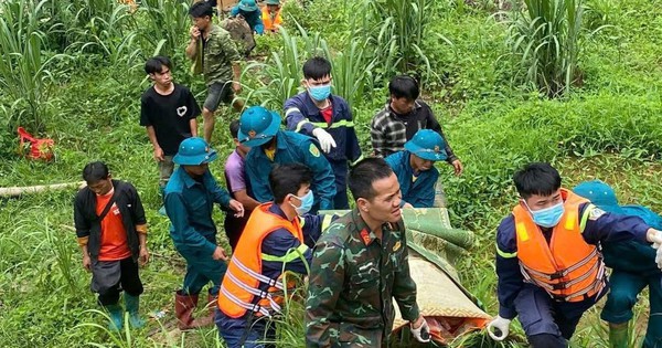 Vụ nước lũ cuốn trôi 3 mẹ con đi xe máy: Tìm thấy thi thể người mẹ