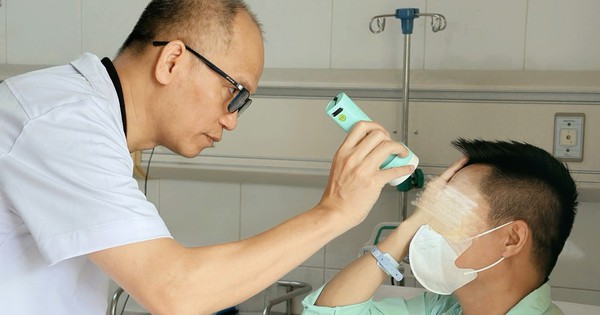 Tiêm filler xóa nhăn trán ở spa do người quen giới thiệu, người đàn ông 45 tuổi mù luôn mắt trái