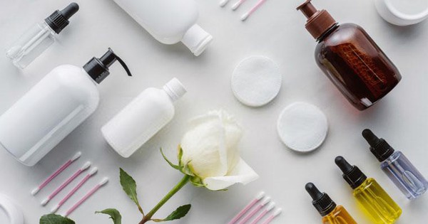 Danh sách 294 mỹ phẩm bị Bộ Y tế thu hồi phiếu công bố sản phẩm: Kem chống nắng, sữa rửa mặt, sữa tắm... nhập khẩu