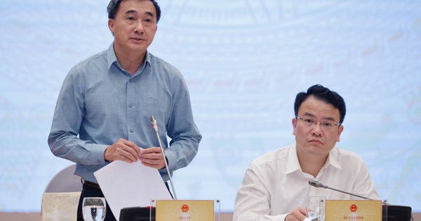 Bộ Y tế: 100% người dân sẽ được khám sức khỏe miễn phí mỗi năm một lần