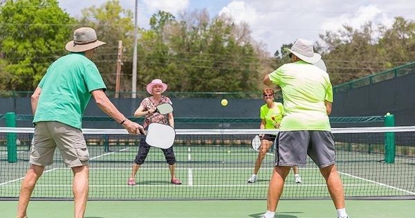 Người đàn ông ở TP.HCM đột tử khi đang chơi pickleball cùng nhóm bạn