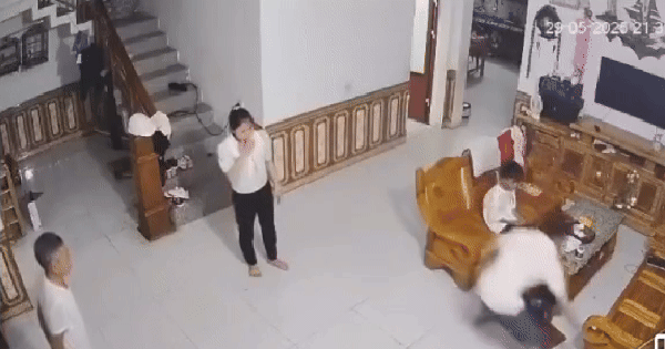 Vụ chồng đánh vợ đến nhập viện: Con thấy mẹ bị đánh nên trích xuất camera gửi cho bác xem