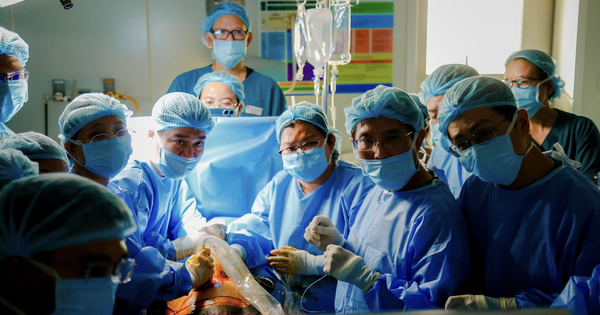 Sản phụ Singapore về nước sau khi được can thiệp tim bào thai tại TP HCM