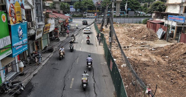 Hà Nội: Xảy ra hiện tượng sụt lún khi thi công đường Nguyễn Tuân