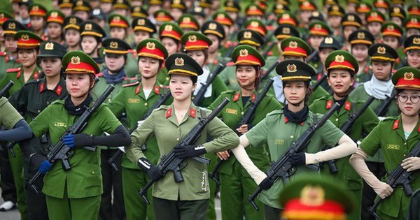 Phó Thủ tướng: Khẩn trương ban hành Đề án diễu binh, diễu hành trong tháng 6-2025