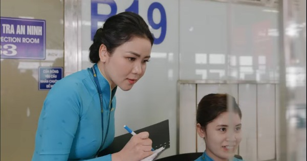 Đằng sau những chuyến bay chậm ngày giông bão