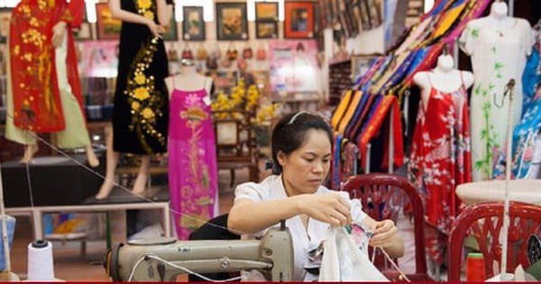 Bộ trưởng Nguyễn Văn Thắng: "Chưa hộ kinh doanh nào bị phạt vì hóa đơn điện tử"