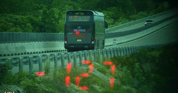 Xe khách chở theo 22 người "phóng như bay", vượt tốc độ cho phép trên 37km/h